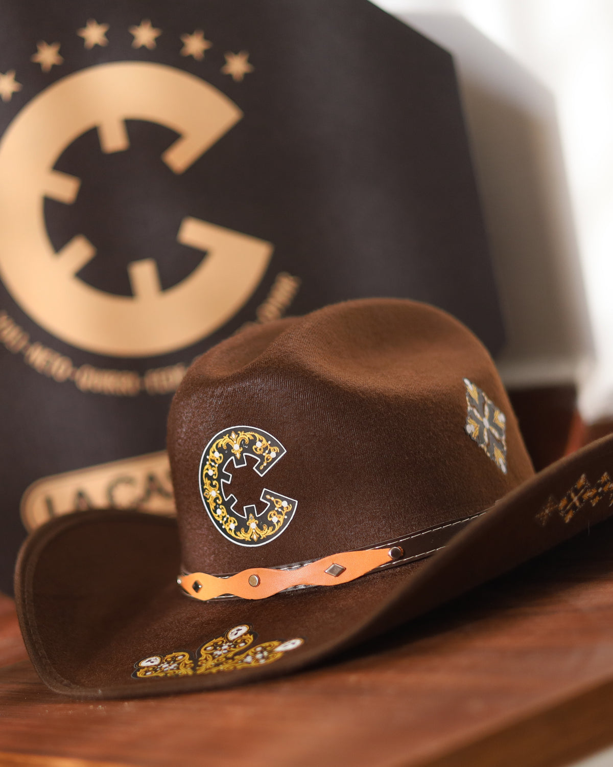 [PREVENTA] - Sombrero Casetero + Caja especial